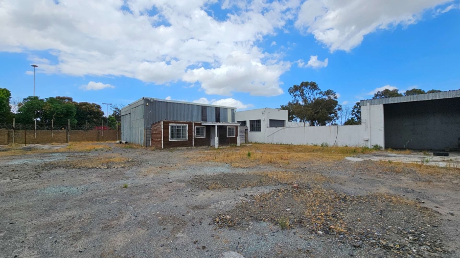 To Let commercial Property for Rent in Beaconvale Western Cape